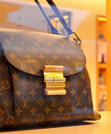 sawgrass mills louis vuitton